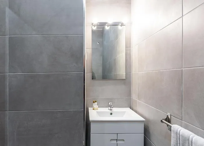 Yellow Tiles By Pcale * פורטו