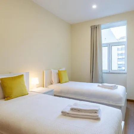 Yellow Tiles By Pcale * Oporto