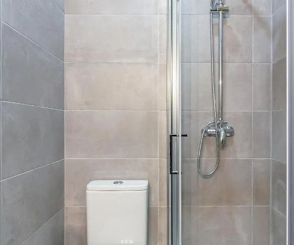 Yellow Tiles By Pcale * Oporto