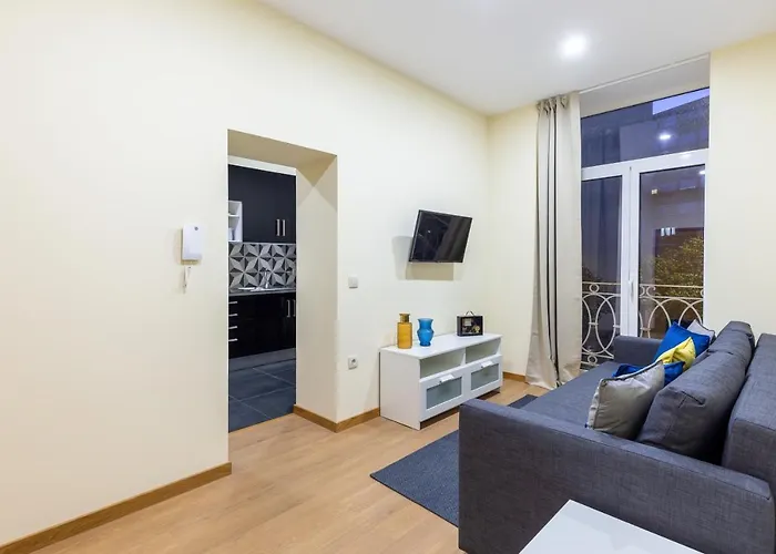 Yellow Tiles By Pcale ポルト